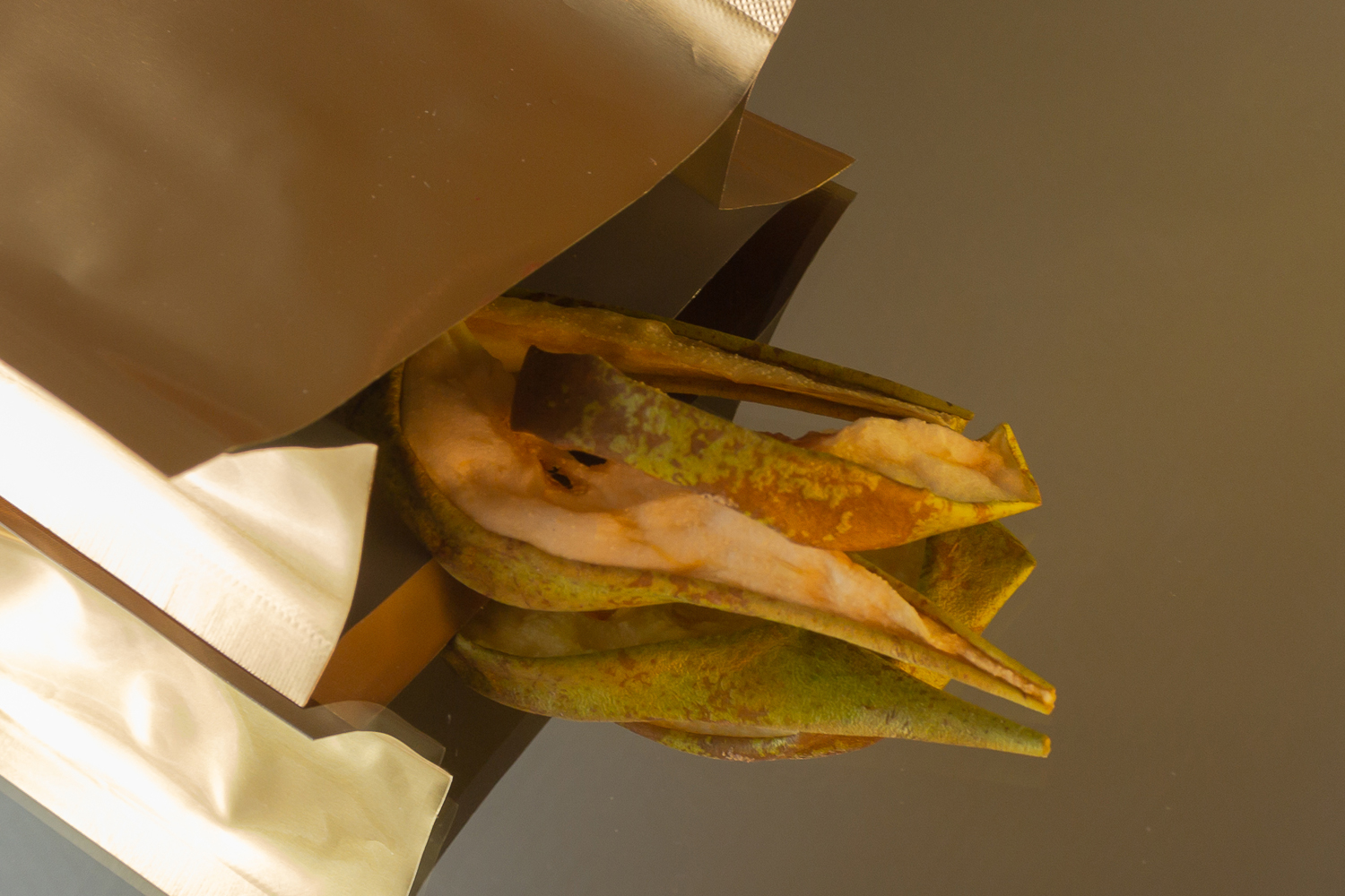 Freeze drying pear sublimation